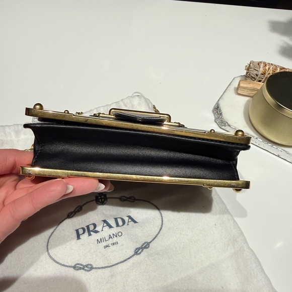 Prada Black and Gold Cashier Bag - Picture 4 of 14